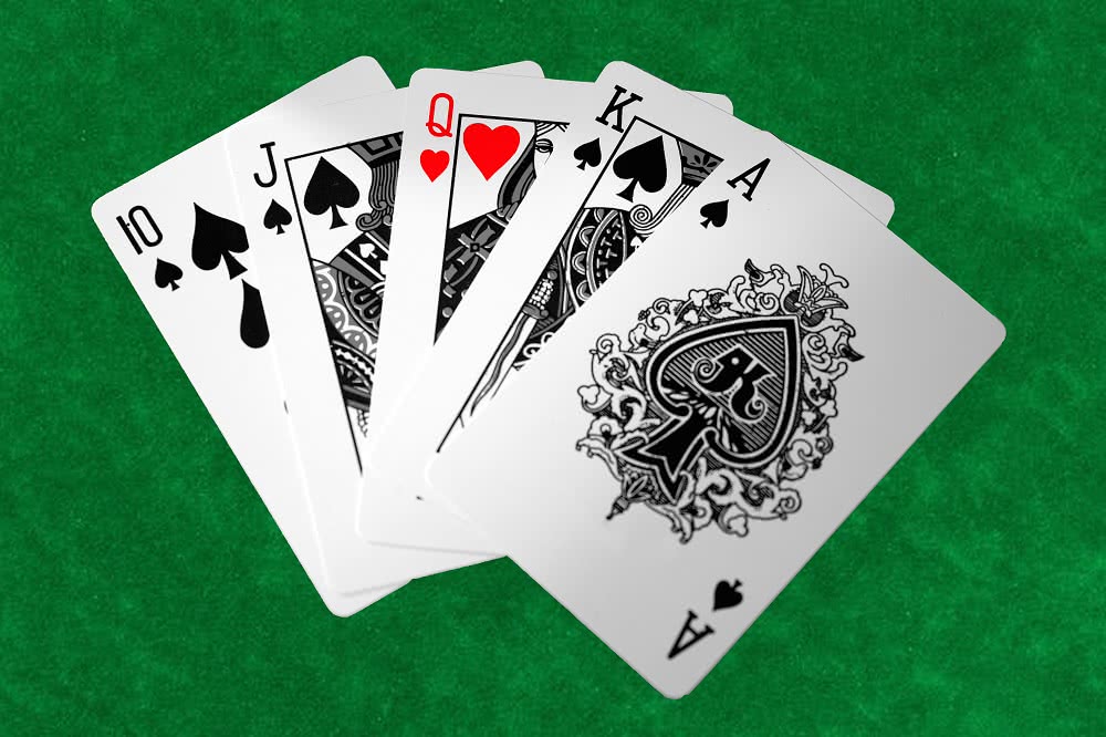 Τι είναι το straight στο πόκερ